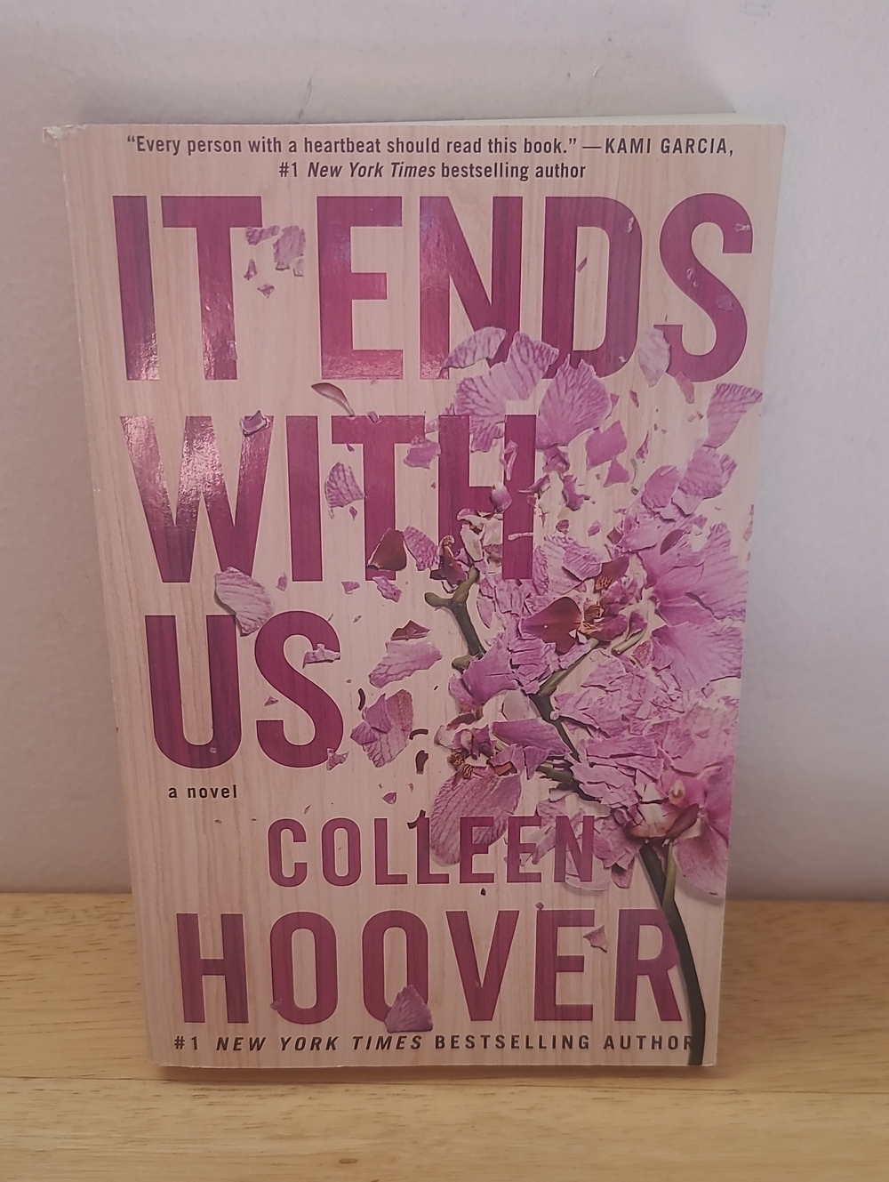 It Ends With Us by Colleen Hoover